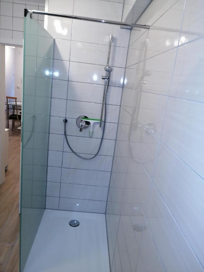 Ebenerdige Ferienwohnung Mit Grosser Terrasse In Der Naehe Des Waldes, Zum Wohlfuehlen Schoneck Exteriör bild