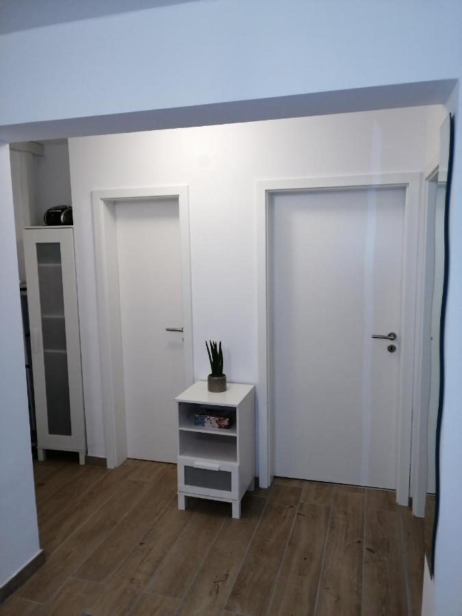 Ebenerdige Ferienwohnung Mit Grosser Terrasse In Der Naehe Des Waldes, Zum Wohlfuehlen Schoneck Exteriör bild